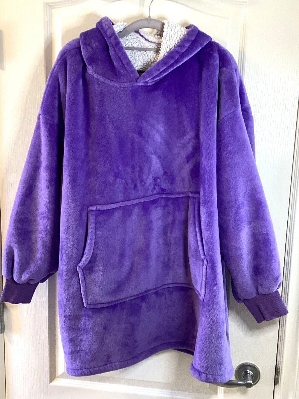 Woman's Oversized Purple Wearable Blanket Hoodie Loungewear Sleepwear Robe Cozy